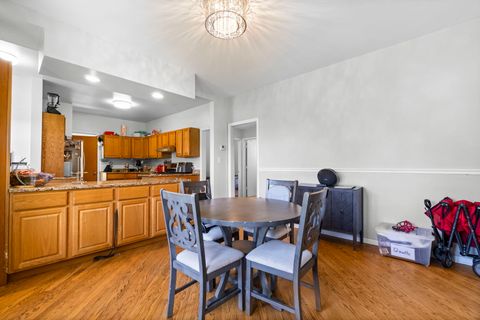 Tiny photo for 192 N Bonnie Brae Avenue, Elmhurst, IL 60126 (MLS # 12568369)