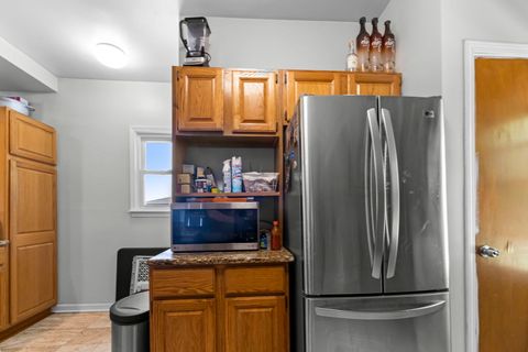 Tiny photo for 192 N Bonnie Brae Avenue, Elmhurst, IL 60126 (MLS # 12568369)