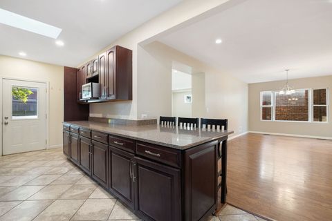 Tiny photo for 9535 S Fairfield Avenue, Evergreen Park, IL 60805 (MLS # 12505899)