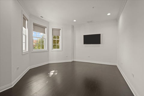 Tiny photo for 333 E Westminster Road #2B, Lake Forest, IL 60045 (MLS # 12775281)