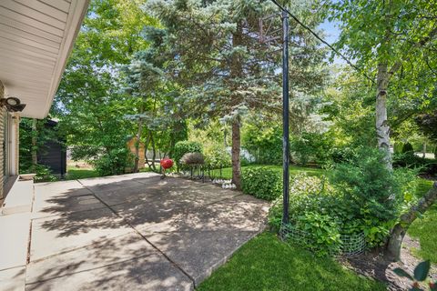 Tiny photo for 2419 Lake Avenue, Wilmette, IL 60091 (MLS # 12671497)