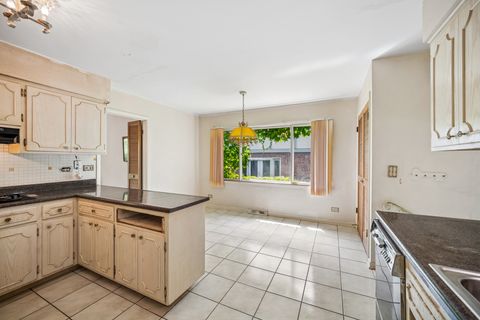 Tiny photo for 2419 Lake Avenue, Wilmette, IL 60091 (MLS # 12671497)
