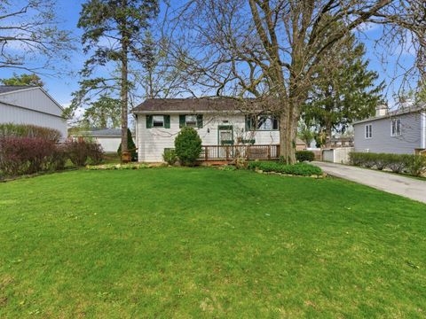 Tiny photo for 7663 Walnut Avenue, Woodridge, IL 60517 (MLS # 12621587)