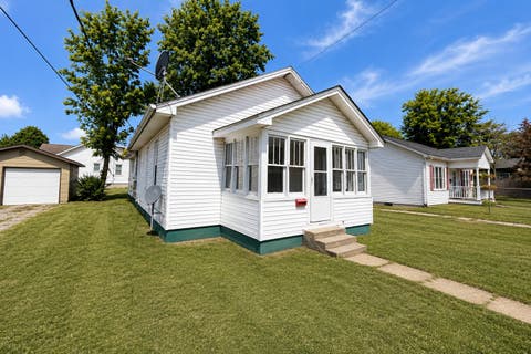Tiny photo for 1803 Market Street, Metropolis, IL 62960 (MLS # 12713912)