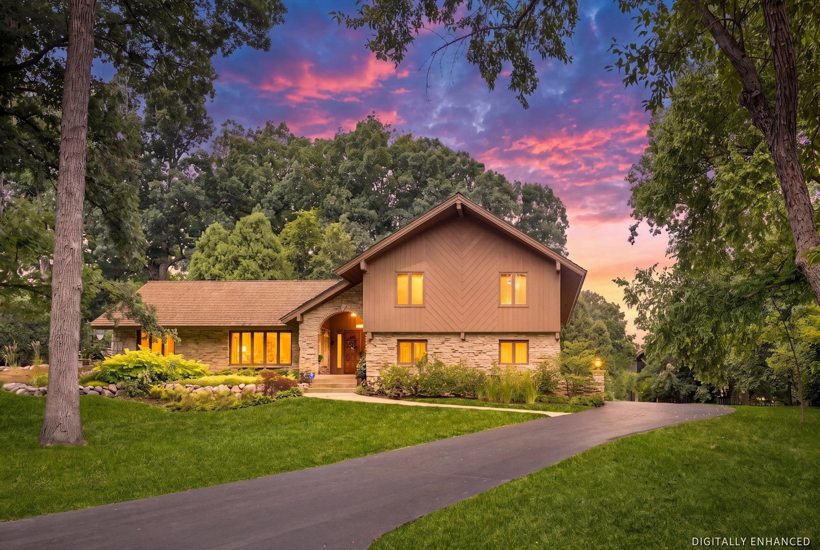 8648 Wedgewood Drive