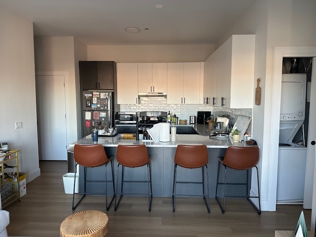 3204 N Clifton Avenue 209