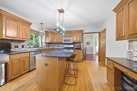 Tiny photo for 740 Hampton Course, West Chicago, IL 60185 (MLS # 12779202)