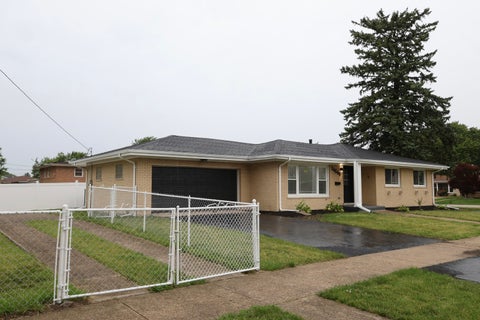 Tiny photo for 16644 Maple Street, South Holland, IL 60473 (MLS # 12681136)