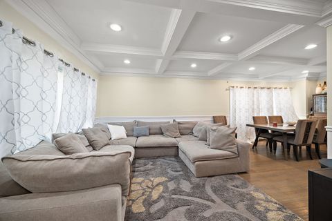 Tiny photo for 1435 Gunderson Avenue, Berwyn, IL 60402 (MLS # 12525384)