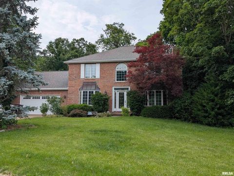 Photo of 1315 W WEXFORD Place, Peoria, IL 61615 (MLS # QC4264838)