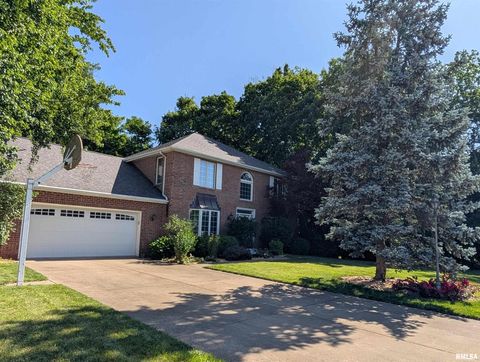 Tiny photo for 1315 W WEXFORD Place, Peoria, IL 61615 (MLS # QC4264838)