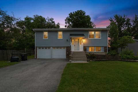 Tiny photo for 7931 W laurel Drive, Frankfort, IL 60423 (MLS # 12718429)