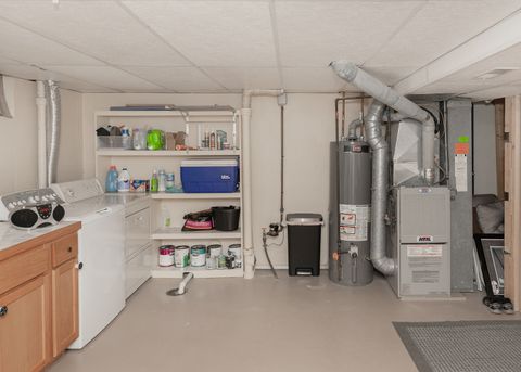 Tiny photo for 1517 21st Avenue #9, Rock Island, IL 61201 (MLS # 12554686)