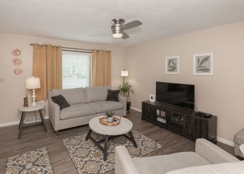 Tiny photo for 1517 21st Avenue #9, Rock Island, IL 61201 (MLS # 12554686)