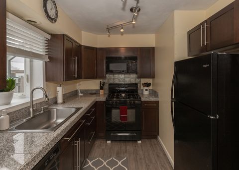 Tiny photo for 1517 21st Avenue #9, Rock Island, IL 61201 (MLS # 12554686)