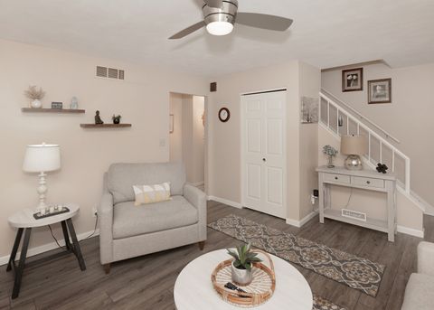 Tiny photo for 1517 21st Avenue #9, Rock Island, IL 61201 (MLS # 12554686)