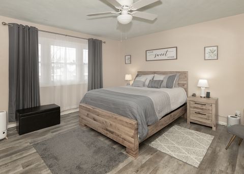 Tiny photo for 1517 21st Avenue #9, Rock Island, IL 61201 (MLS # 12554686)