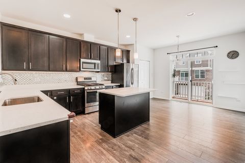 Tiny photo for 4446 Monroe Court #4446, Naperville, IL 60564 (MLS # 12528069)