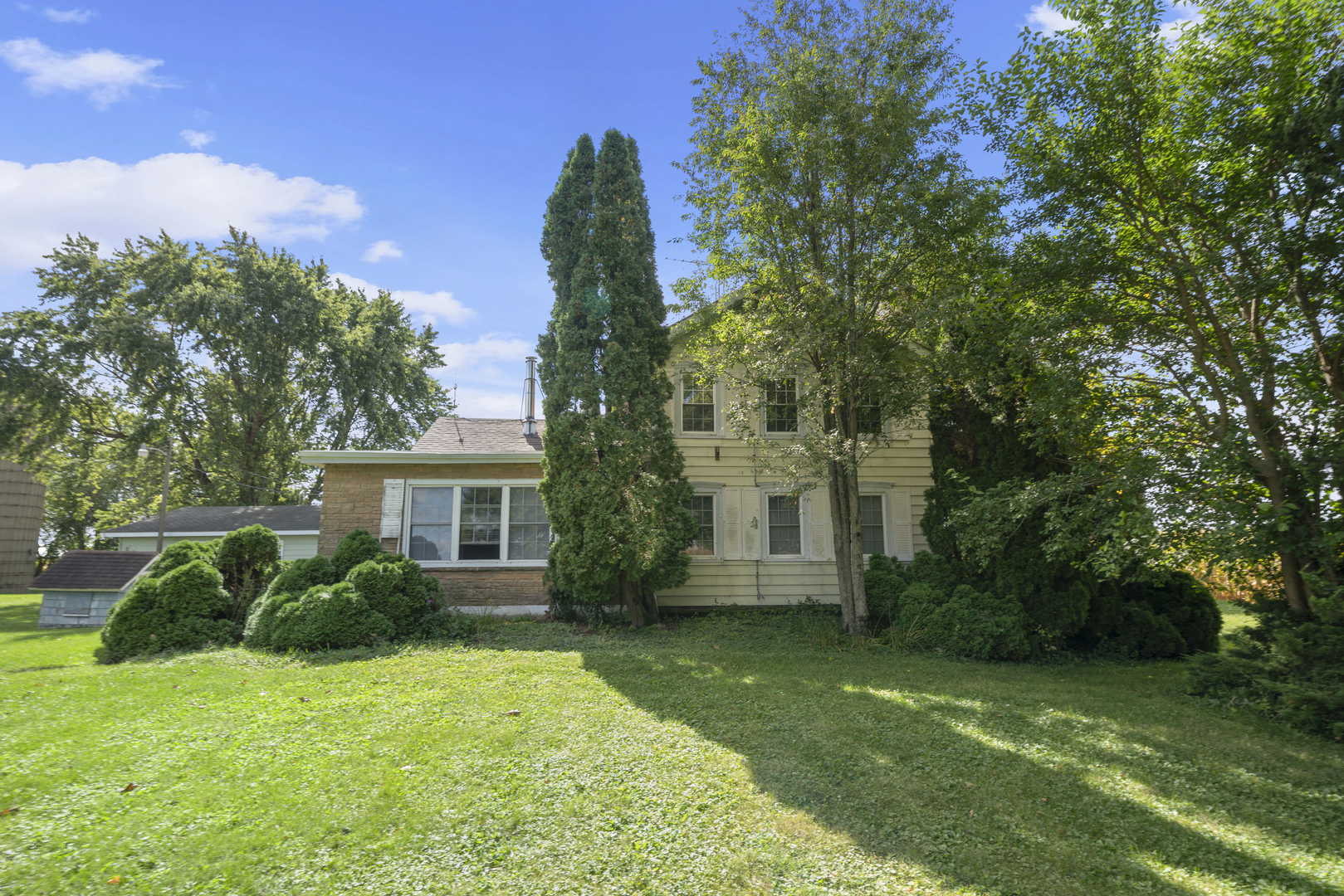 2012 N 45th Road