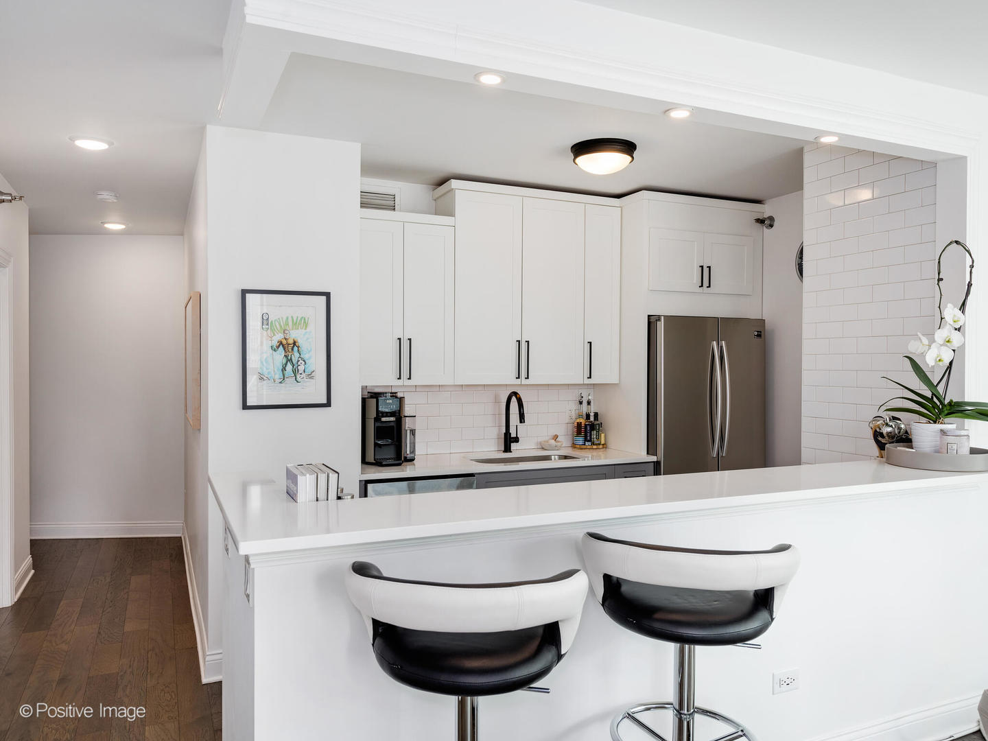 400 N LaSalle Street 2705