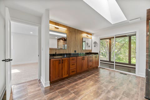 Tiny photo for 1430 Country Lane, Deerfield, IL 60015 (MLS # 12722823)