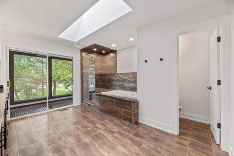 Tiny photo for 1430 Country Lane, Deerfield, IL 60015 (MLS # 12722823)