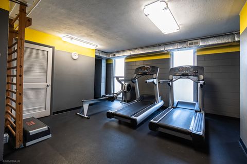 Tiny photo for 6147 N Sheridan Road #27A, Chicago, IL 60660 (MLS # 12539026)