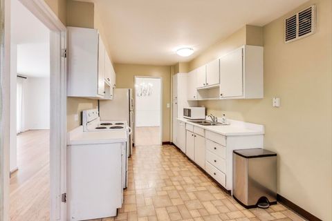 Tiny photo for 705 Park Avenue, Wilmette, IL 60091 (MLS # 12488179)