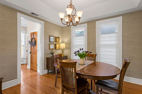 Tiny photo for 4936 Middaugh Avenue, Downers Grove, IL 60515 (MLS # 12567071)