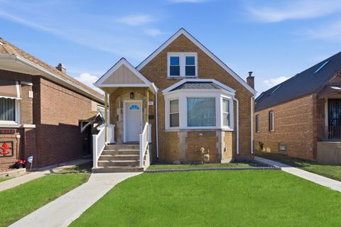 Photo of 8351 S Marshfield Avenue, Chicago, IL 60620 (MLS # 12577253)