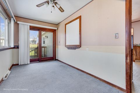 Tiny photo for 284 Washington Avenue, Hampshire, IL 60140 (MLS # 12609050)