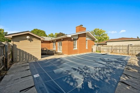 Tiny photo for 328 W State Street, North Aurora, IL 60542 (MLS # 12520004)