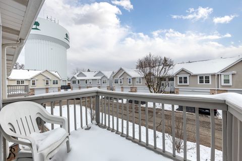 Tiny photo for 2319 Chasewood Drive, Downers Grove, IL 60515 (MLS # 12531605)