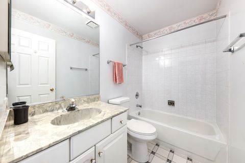 Tiny photo for 2319 Chasewood Drive, Downers Grove, IL 60515 (MLS # 12531605)