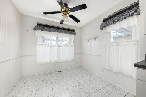 Tiny photo for 2319 Chasewood Drive, Downers Grove, IL 60515 (MLS # 12531605)