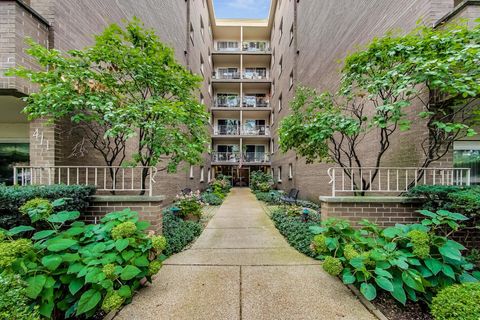 Tiny photo for 411 Ashland Avenue #6D, River Forest, IL 60305 (MLS # 12597473)