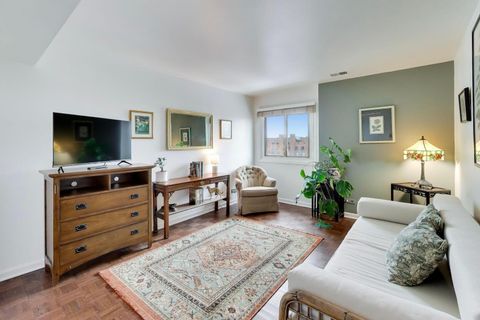 Tiny photo for 411 Ashland Avenue #6D, River Forest, IL 60305 (MLS # 12597473)