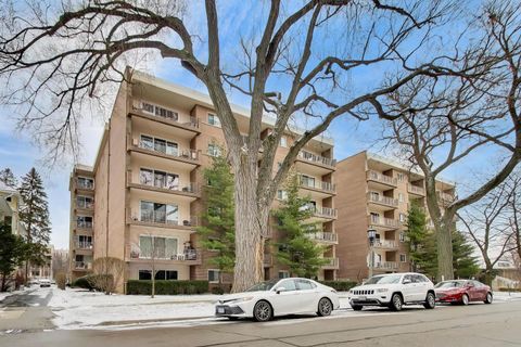 Tiny photo for 411 Ashland Avenue #6D, River Forest, IL 60305 (MLS # 12597473)