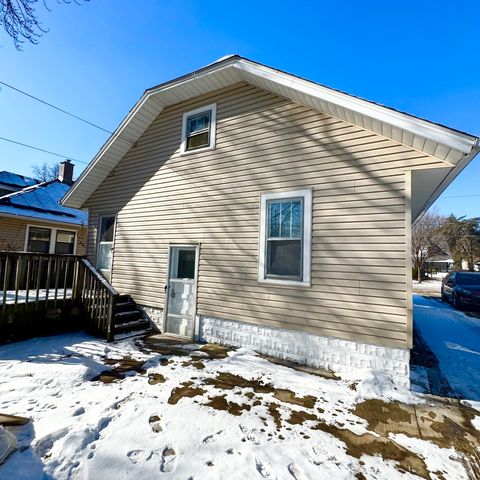 Tiny photo for 712 S Spencer Street, Aurora, IL 60505 (MLS # 12558760)