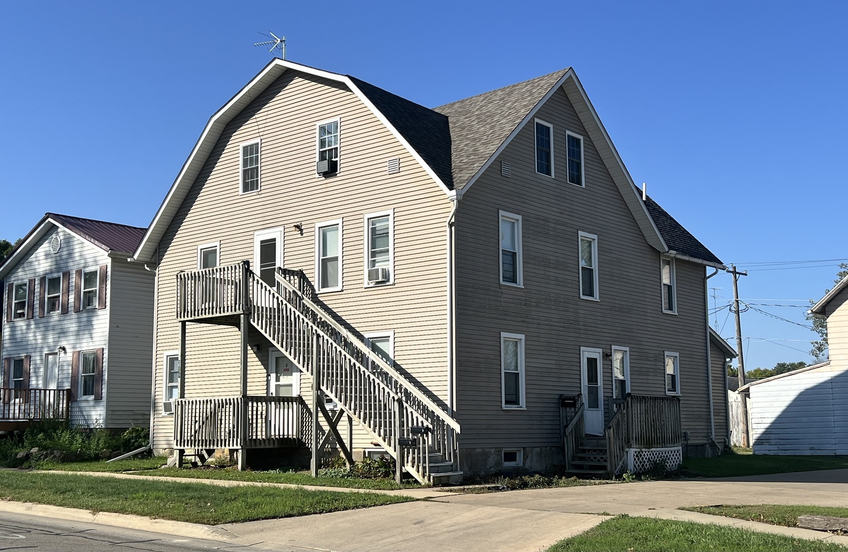 318 North Main Street