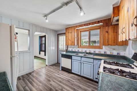 Tiny photo for 130 E Potter Street, Wood Dale, IL 60191 (MLS # 12477542)