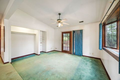 Tiny photo for 130 E Potter Street, Wood Dale, IL 60191 (MLS # 12477542)