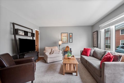 Tiny photo for 1450 Plymouth Place #1E, Glenview, IL 60025 (MLS # 12764214)