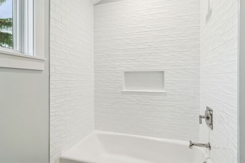 Tiny photo for 721 Meadow Lane, Libertyville, IL 60048 (MLS # 12537217)