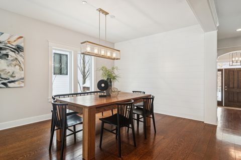 Tiny photo for 721 Meadow Lane, Libertyville, IL 60048 (MLS # 12537217)