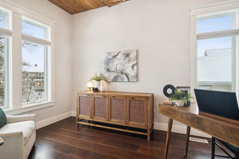 Tiny photo for 721 Meadow Lane, Libertyville, IL 60048 (MLS # 12537217)