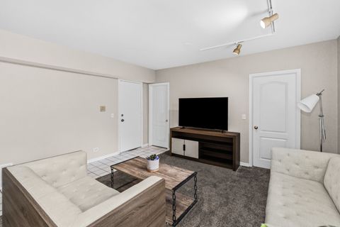 Tiny photo for 4527 S Drexel Boulevard #1W, Chicago, IL 60653 (MLS # 12541085)