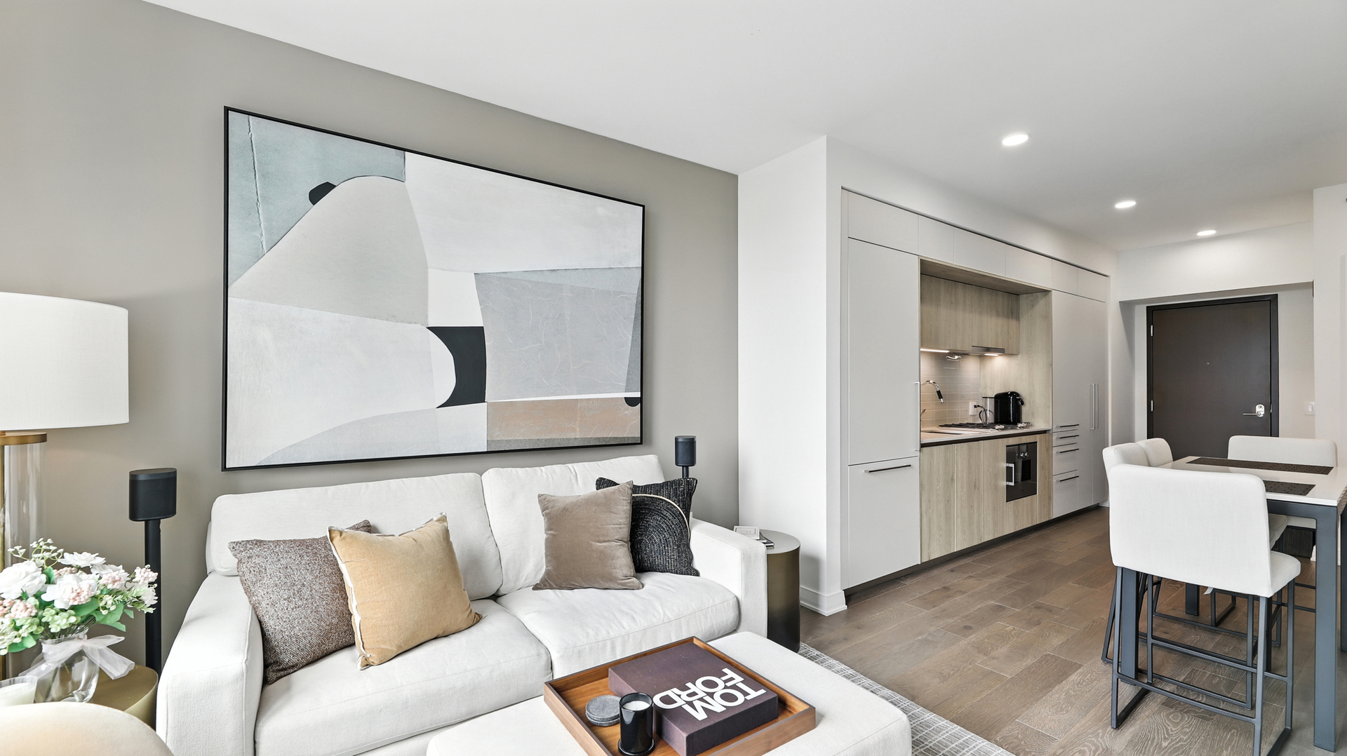 211 N Harbor Drive 3605