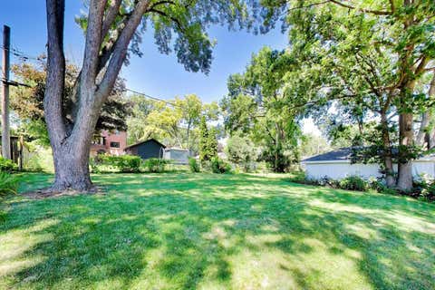 Tiny photo for 708 N Summit Street, Wheaton, IL 60187 (MLS # 12706115)