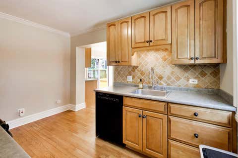 Tiny photo for 708 N Summit Street, Wheaton, IL 60187 (MLS # 12706115)